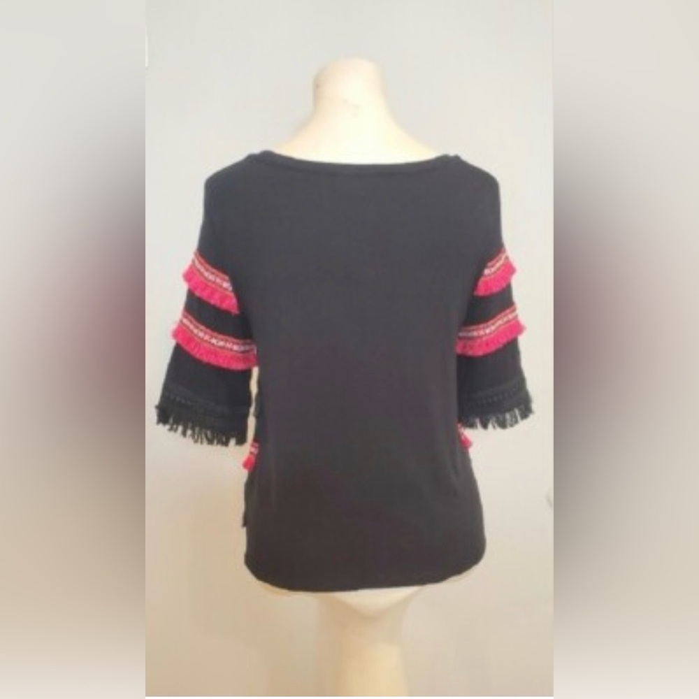 NWOT Women’s XL Grace Elements Black Top with Pink Fringe Accents - Picture 2 of 6
